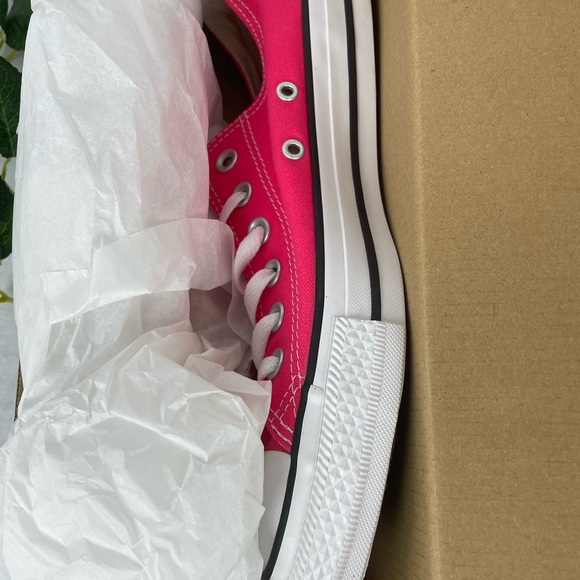 BRAND NEW CONVERSE Converse Strawberry Jam SIZE 8W 6M - Picture 5 of 5